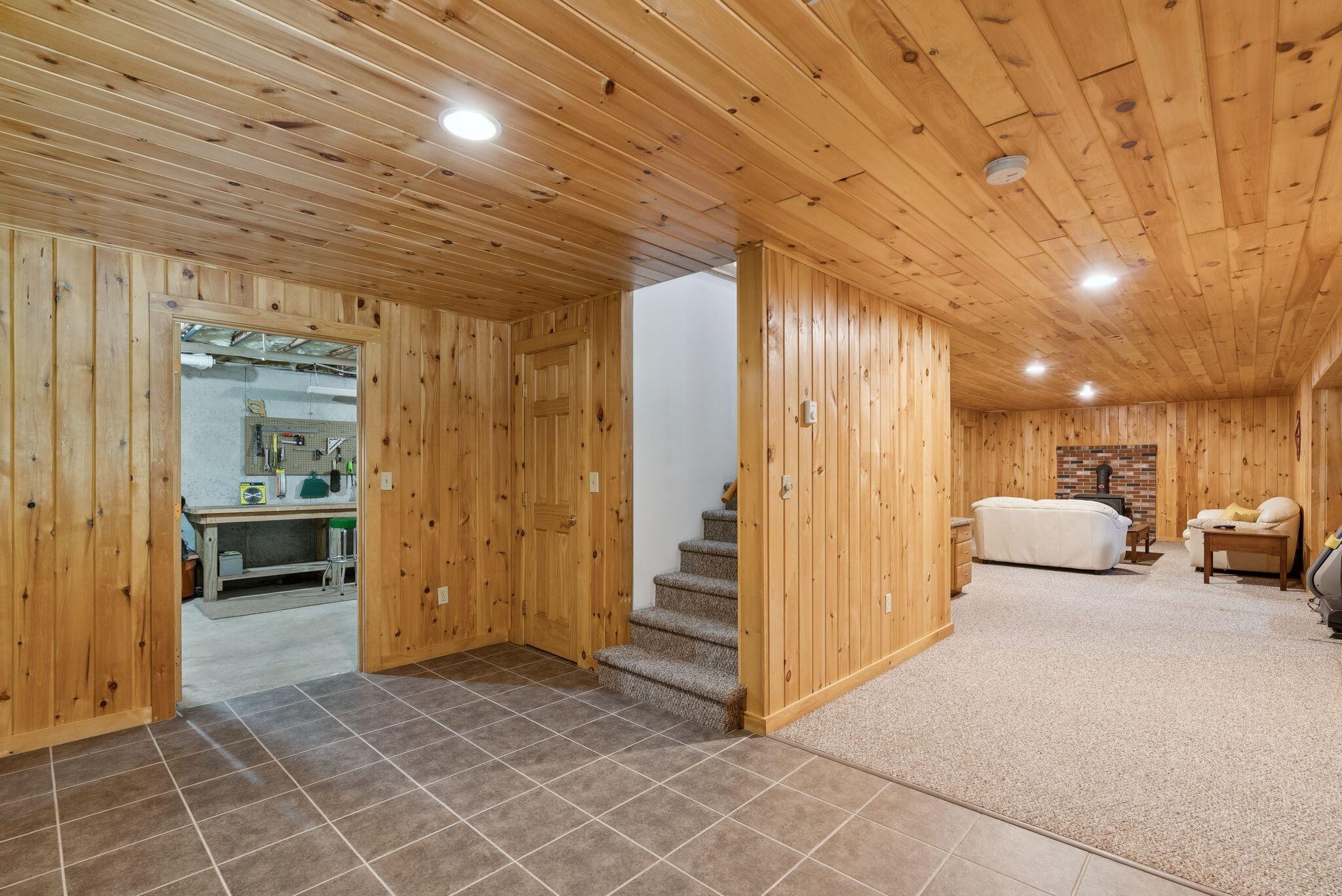 61 Crestview Lane Brunswick ME 04011