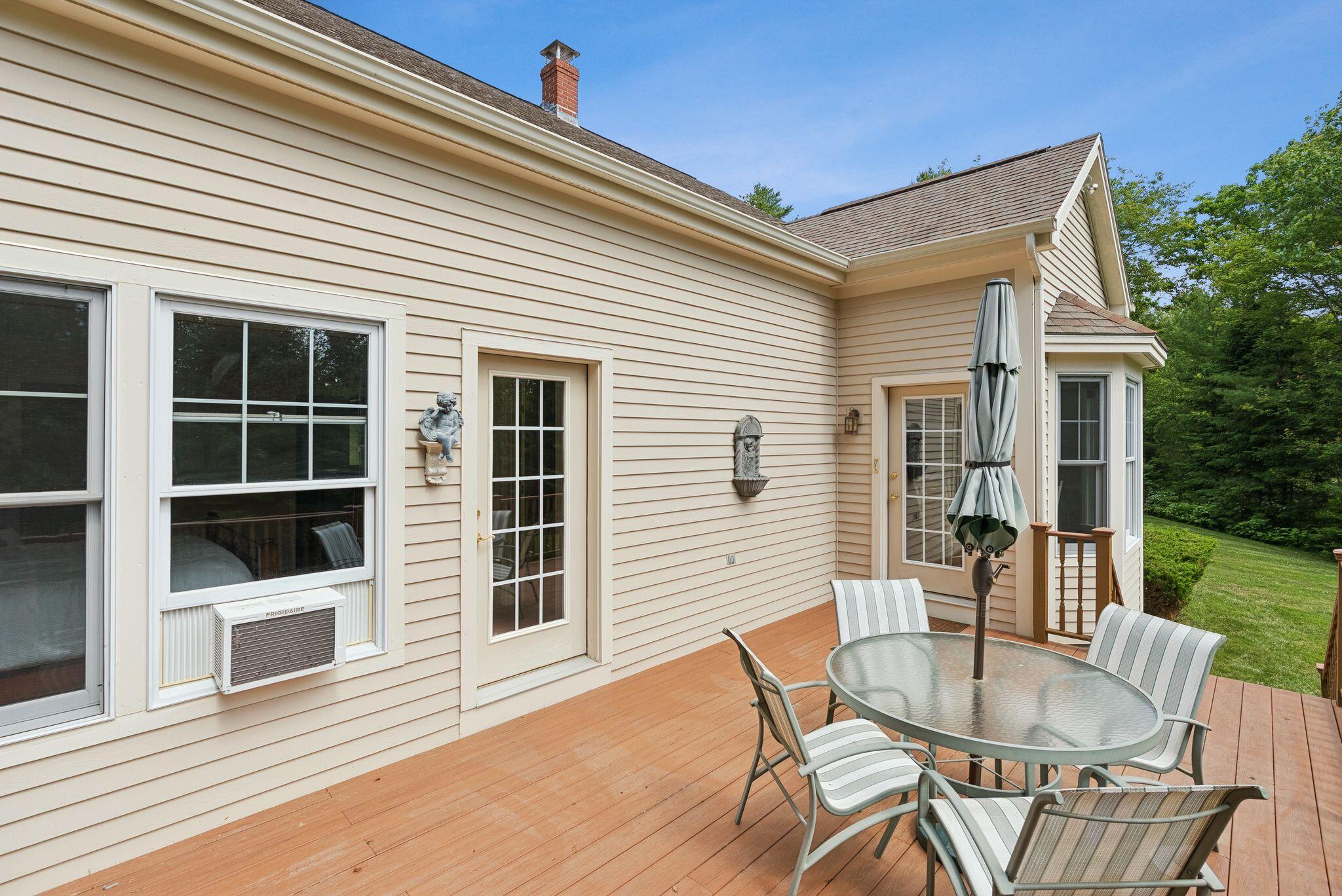 61 Crestview Lane Brunswick ME 04011