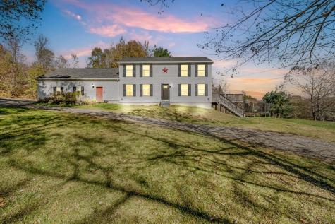 317 Cross Road Cushing ME 04563