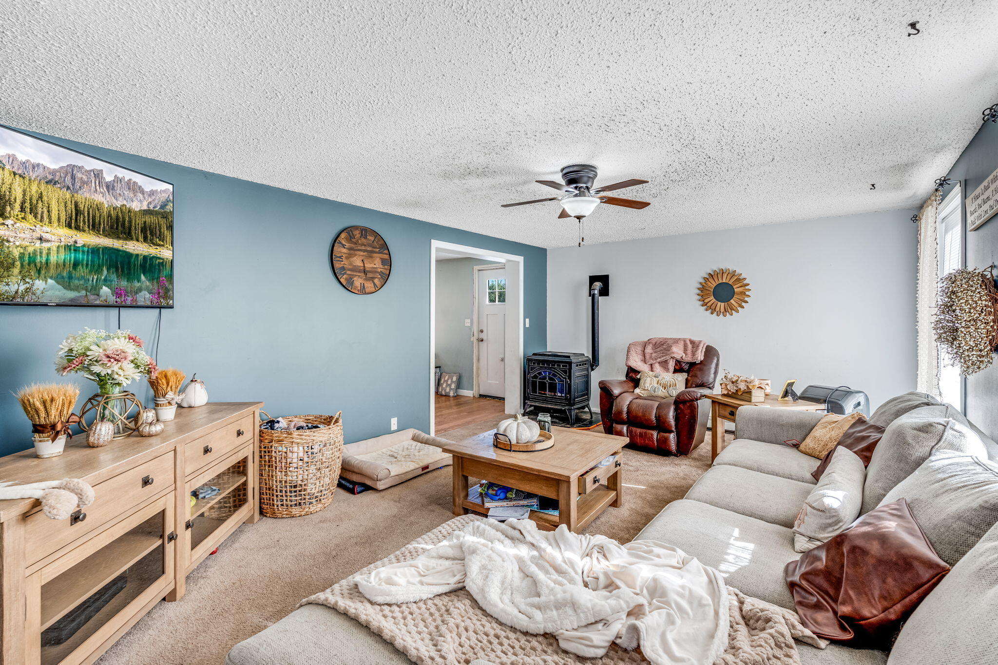 317 Cross Road Cushing ME 04563