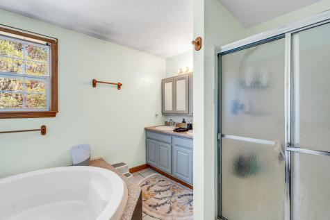 317 Cross Road Cushing ME 04563