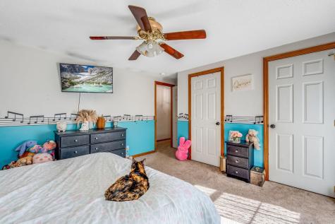 317 Cross Road Cushing ME 04563