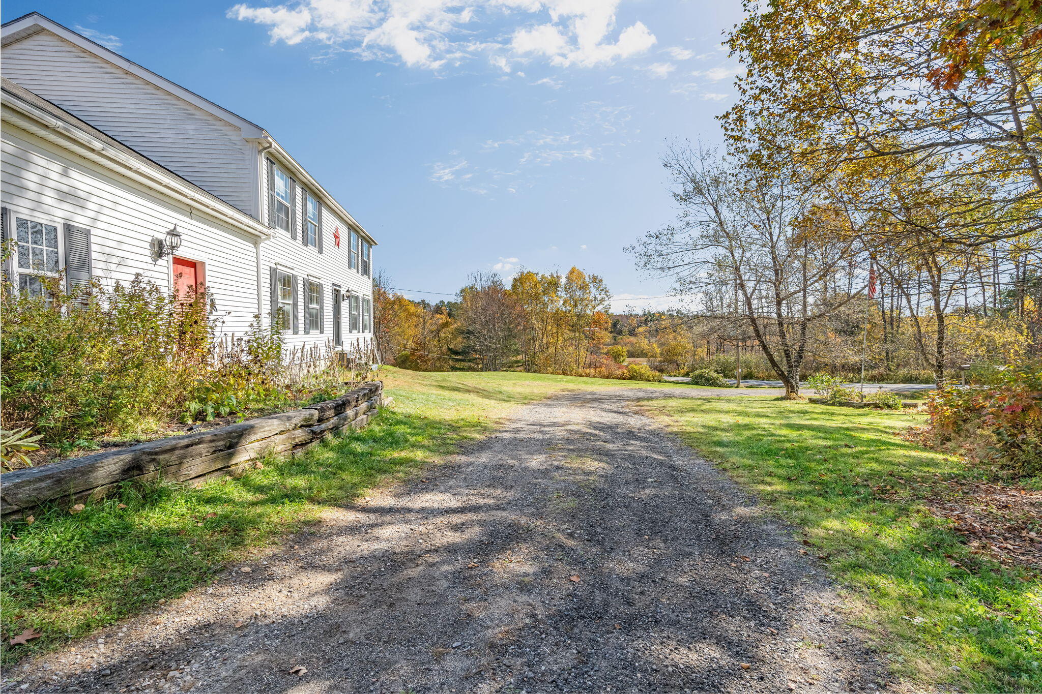 317 Cross Road Cushing ME 04563