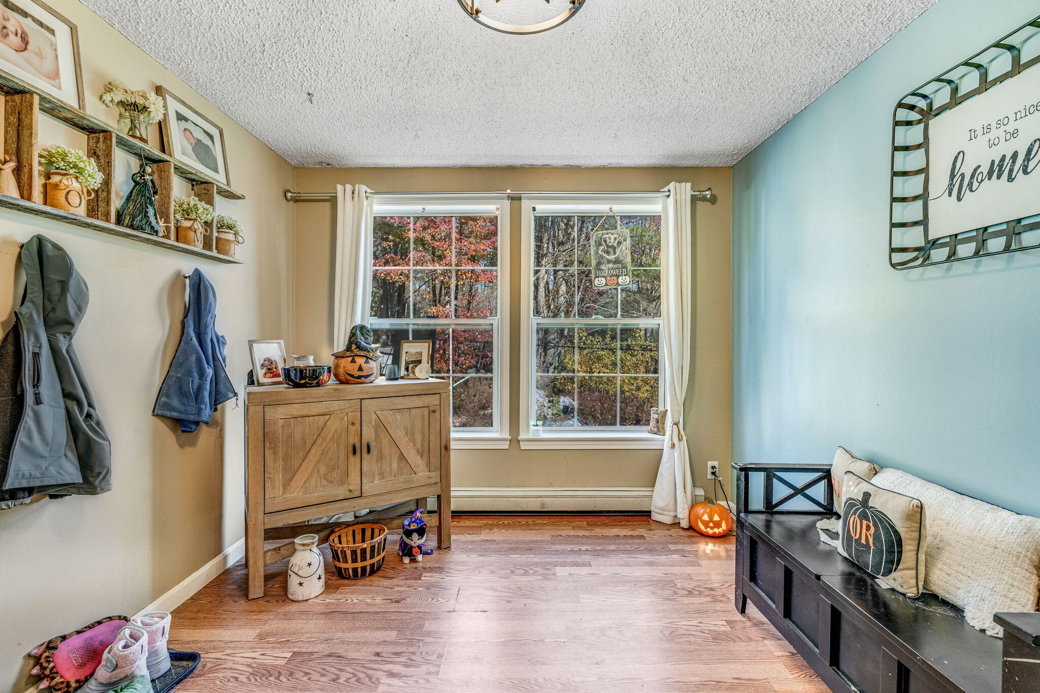 317 Cross Road Cushing ME 04563