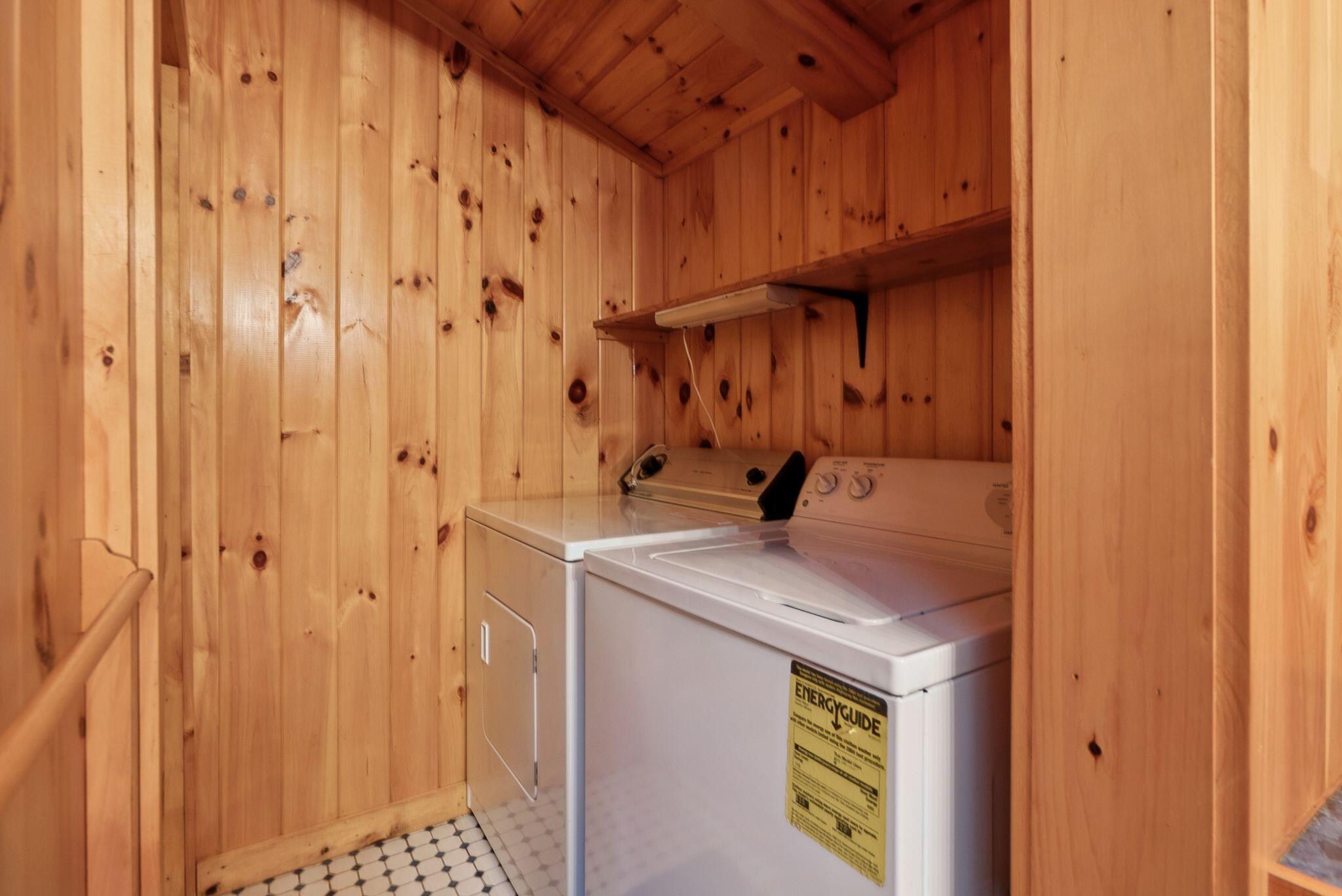 16 Breezy Point Road Naples ME 04055