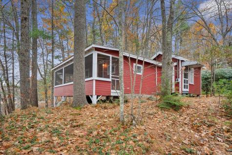 16 Breezy Point Road Naples ME 04055