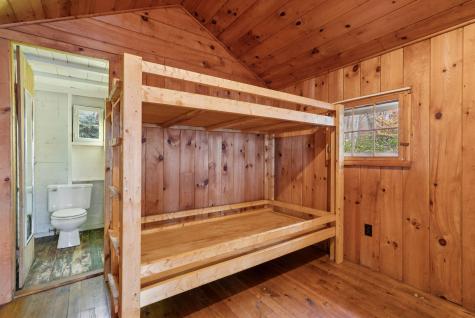 16 Breezy Point Road Naples ME 04055