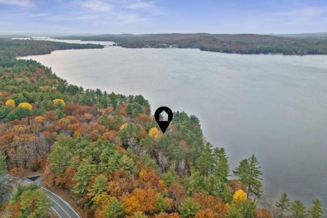 16 Breezy Point Road Naples ME 04055