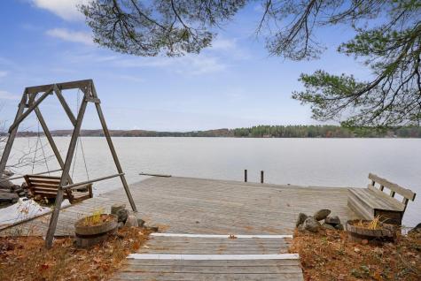 16 Breezy Point Road Naples ME 04055