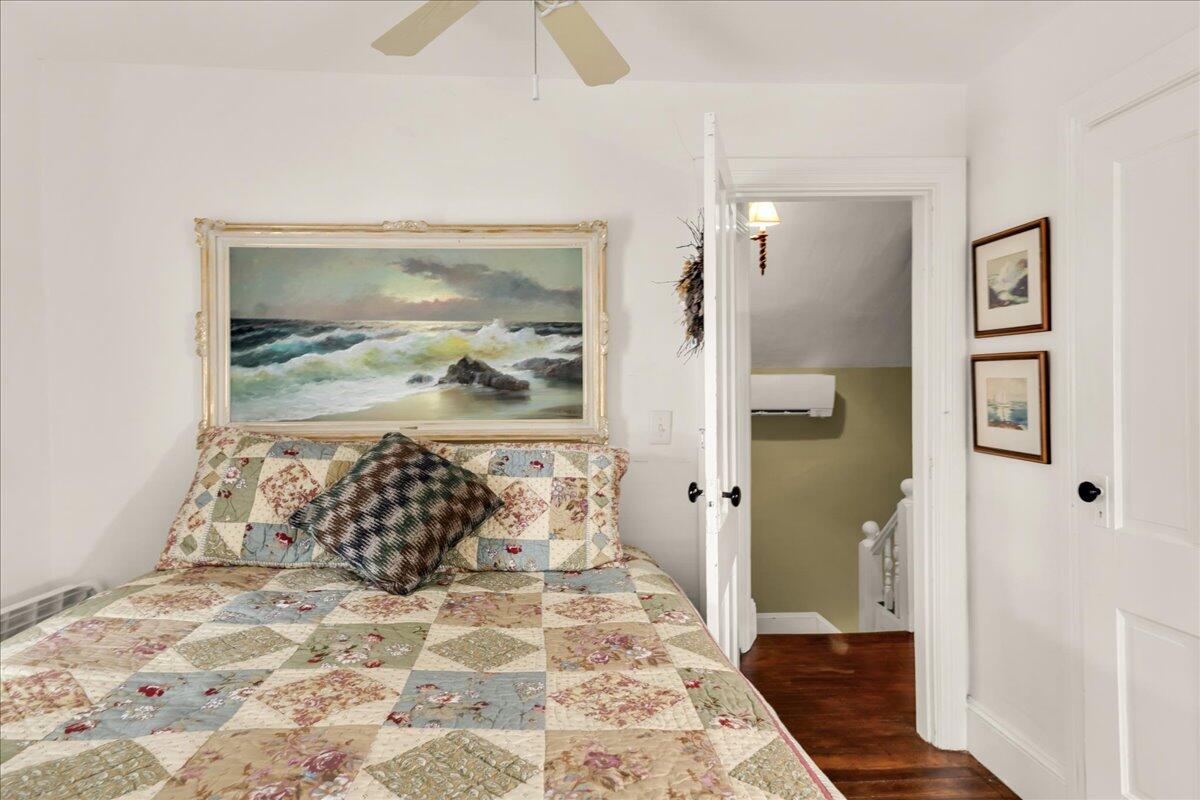 23 Commercial Street Belfast ME 04915