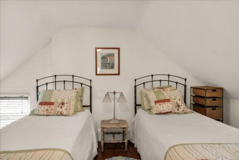 23 Commercial Street Belfast ME 04915