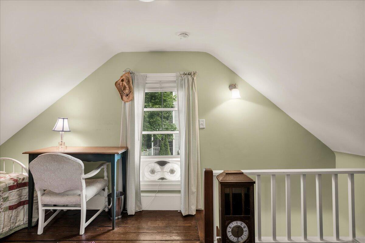 23 Commercial Street Belfast ME 04915