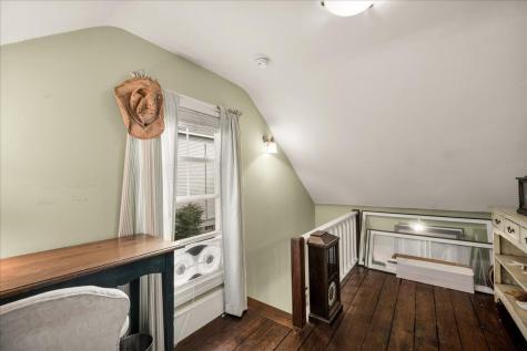 23 Commercial Street Belfast ME 04915