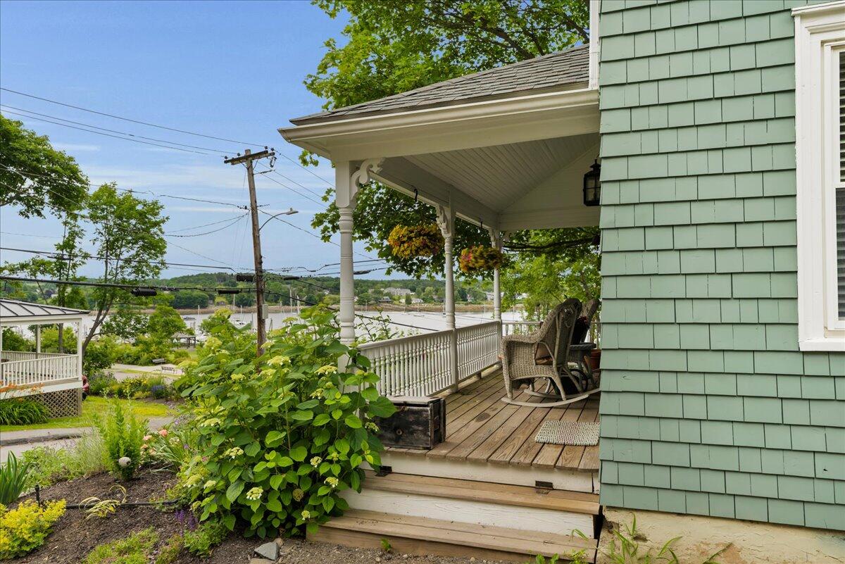 23 Commercial Street Belfast ME 04915