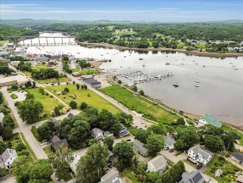 23 Commercial Street Belfast ME 04915