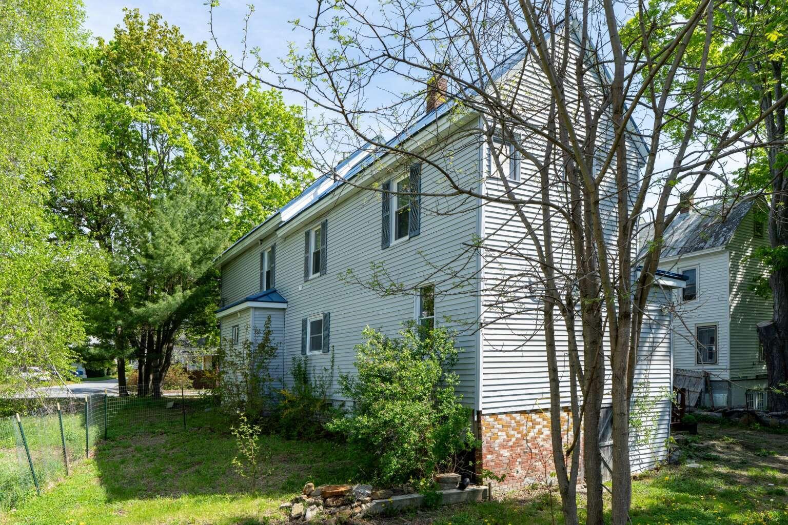 172 Highland Avenue Gardiner ME 04345