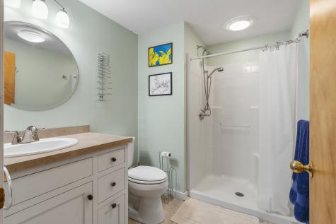 53 Westview Road Damariscotta ME 04543