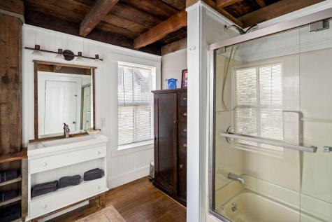 25 Bond Street Augusta ME 04330