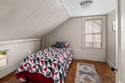 25 Bond Street Augusta ME 04330