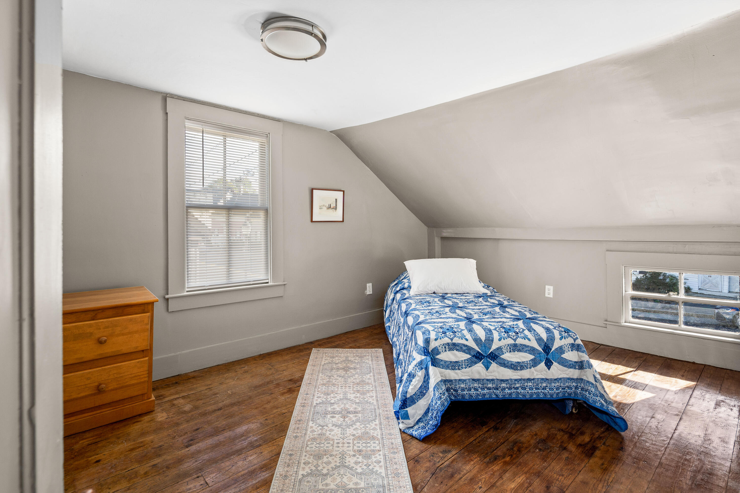 25 Bond Street Augusta ME 04330