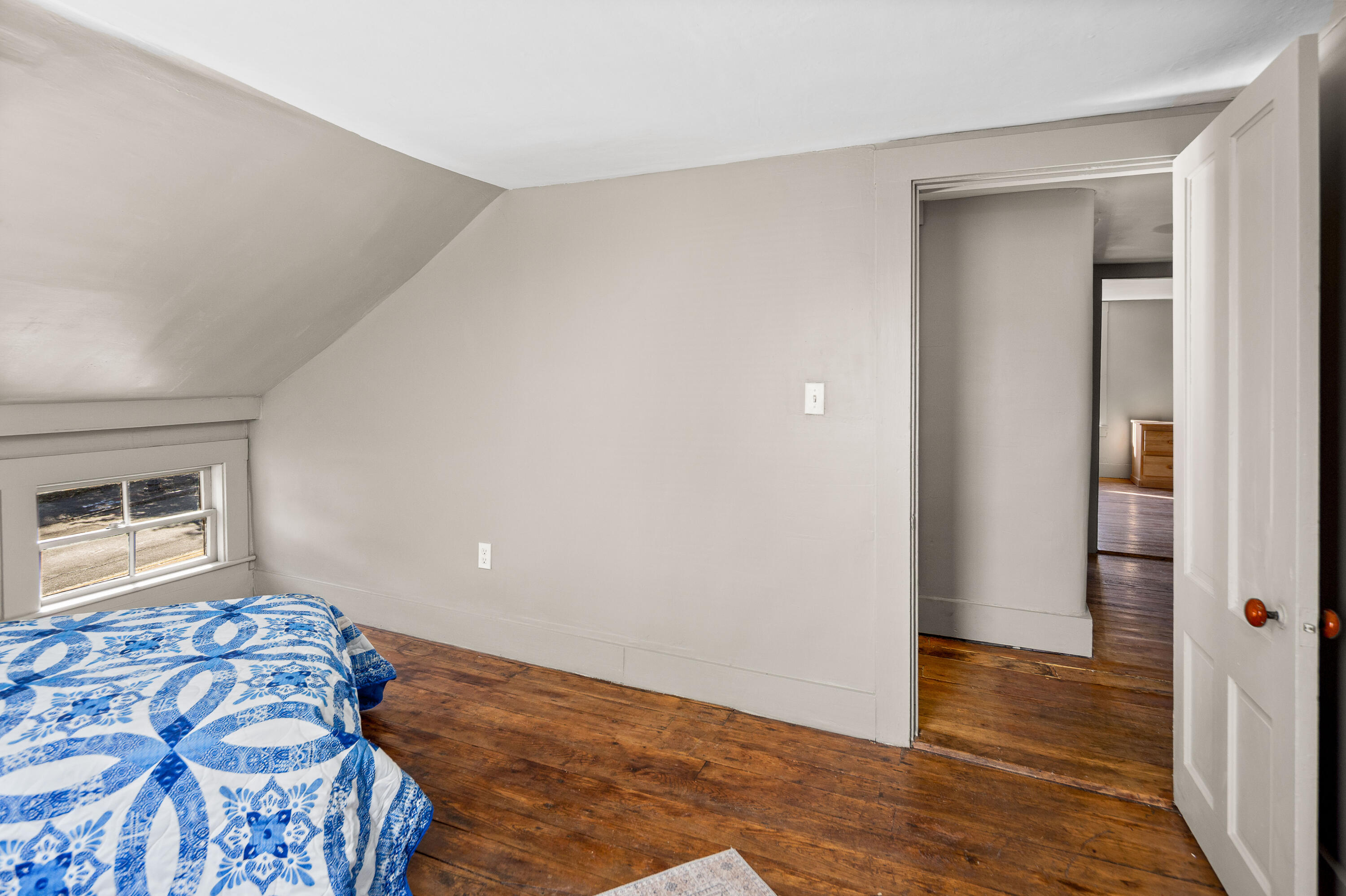 25 Bond Street Augusta ME 04330