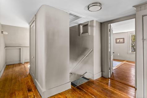 25 Bond Street Augusta ME 04330