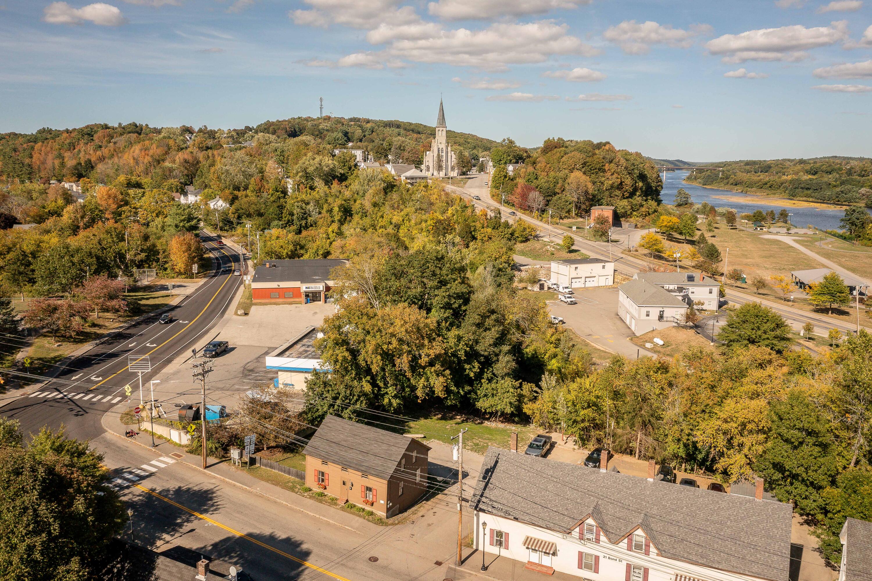 25 Bond Street Augusta ME 04330