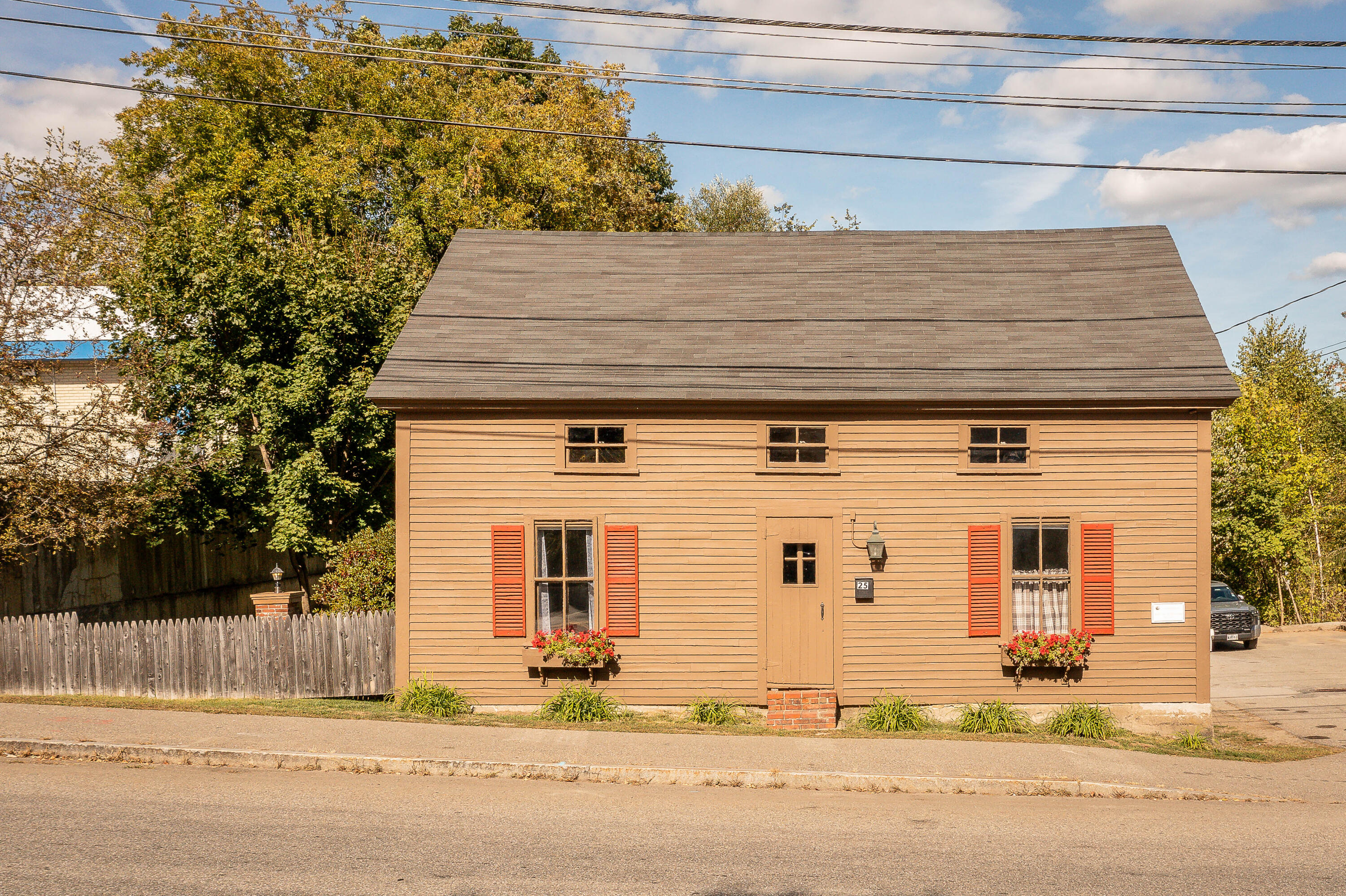 25 Bond Street Augusta ME 04330