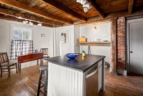 25 Bond Street Augusta ME 04330