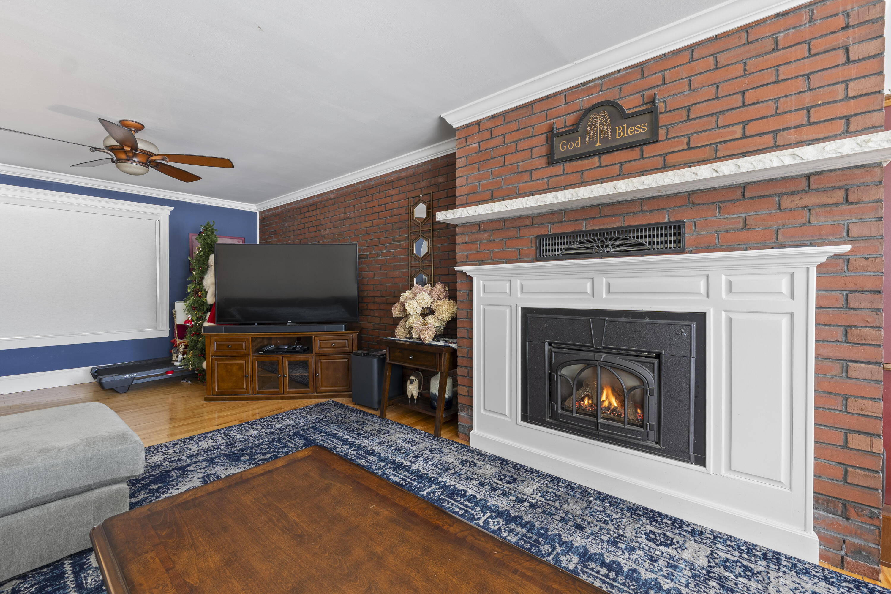 6 Lufkin Lane Mercer ME 04957
