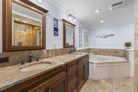 6 Lufkin Lane Mercer ME 04957