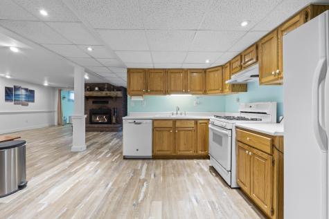 6 Lufkin Lane Mercer ME 04957
