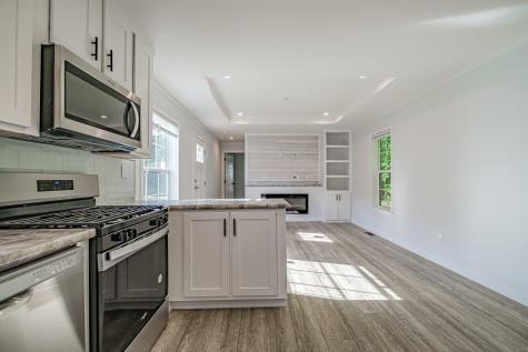 2 Laurik Lane Naples ME 04055