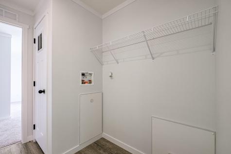 2 Laurik Lane Naples ME 04055