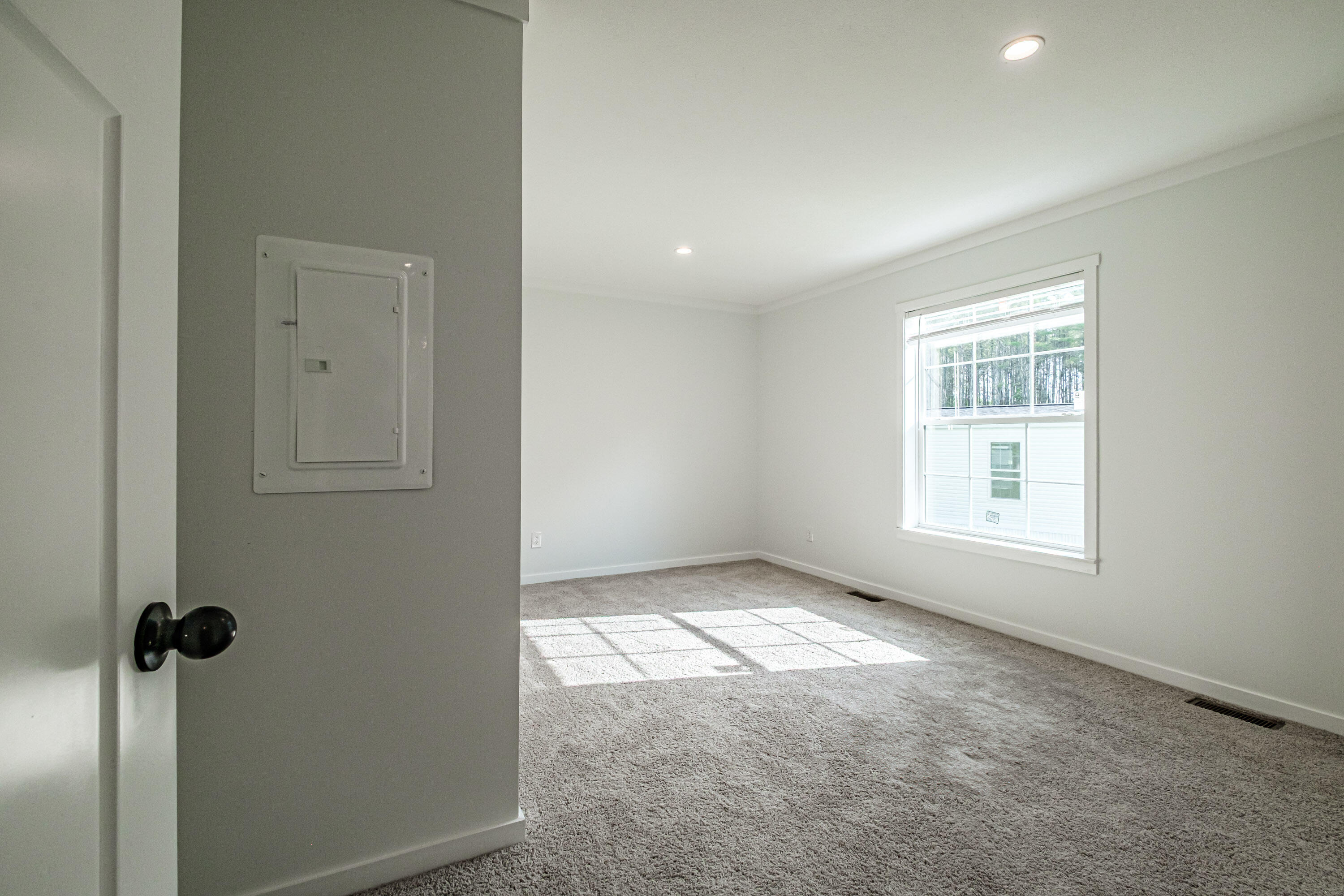 2 Laurik Lane Naples ME 04055