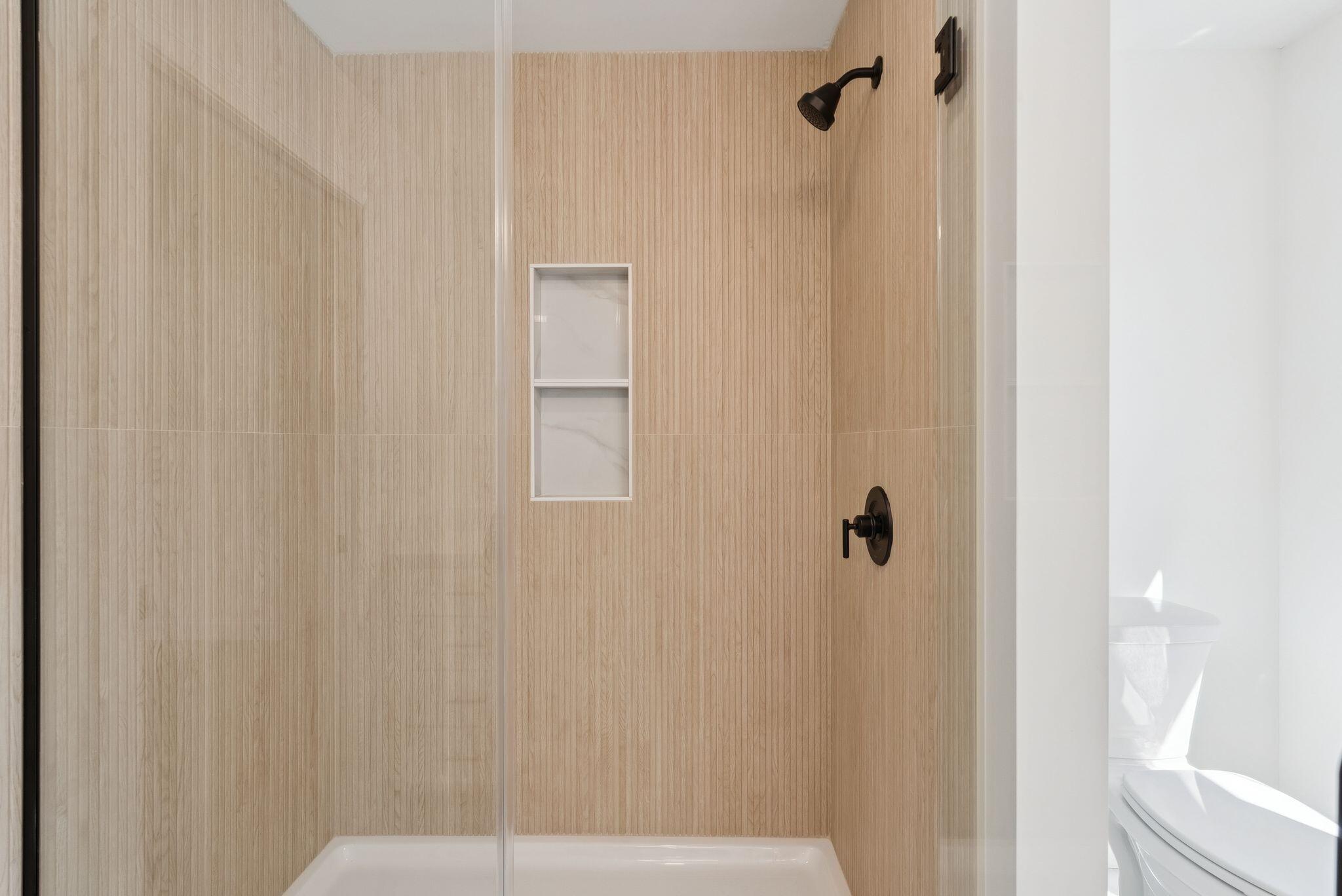 1595 Us Route 1 Freeport ME 04032