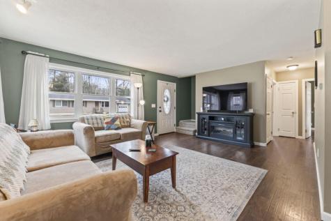 15 Williams Drive Topsham ME 04086