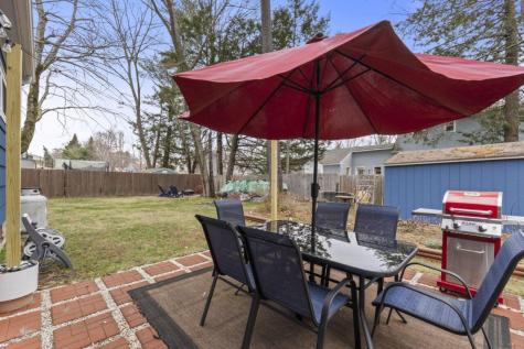 15 Williams Drive Topsham ME 04086