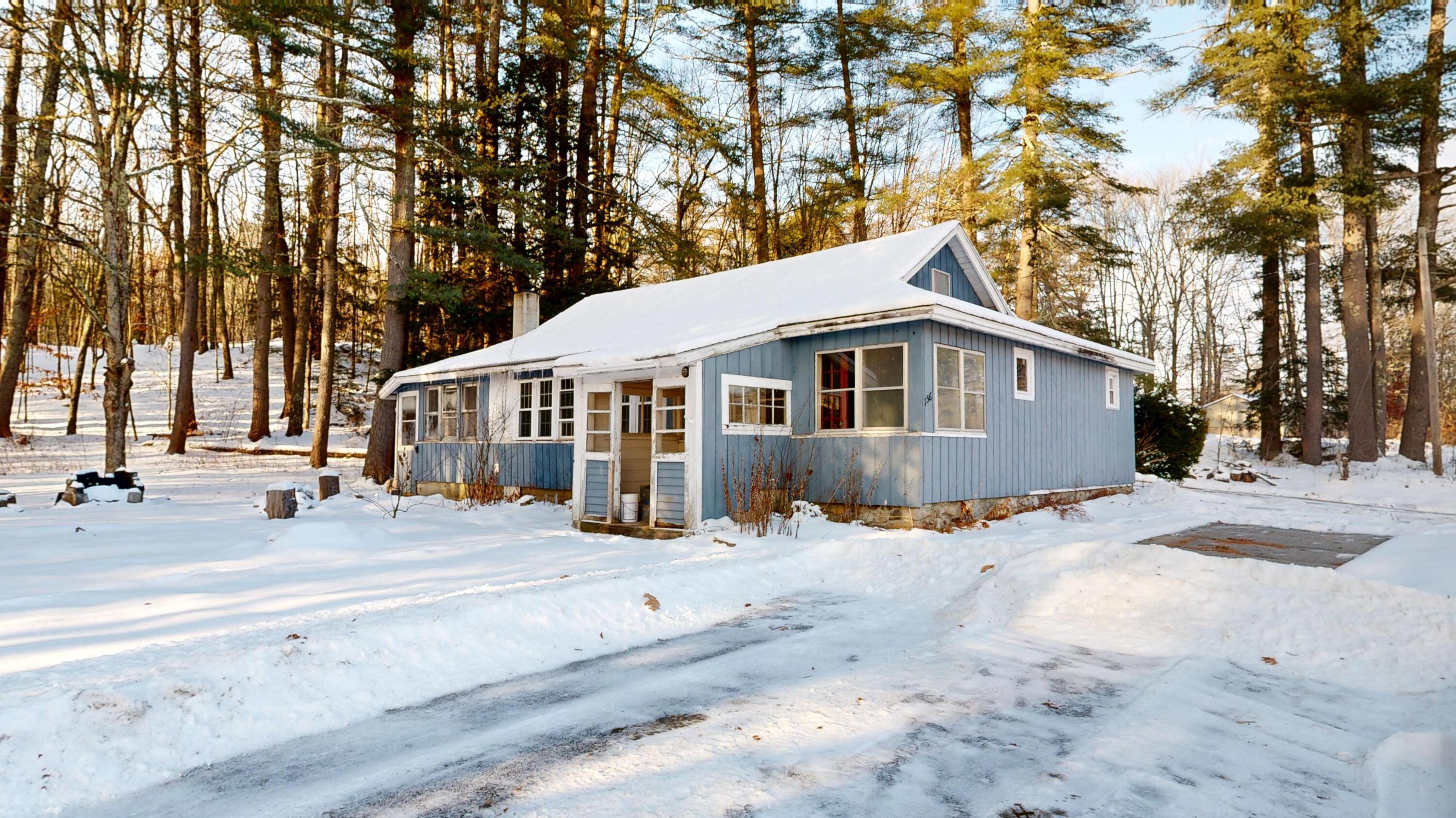 156 Roosevelt Trail Naples ME 04055