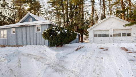 156 Roosevelt Trail Naples ME 04055