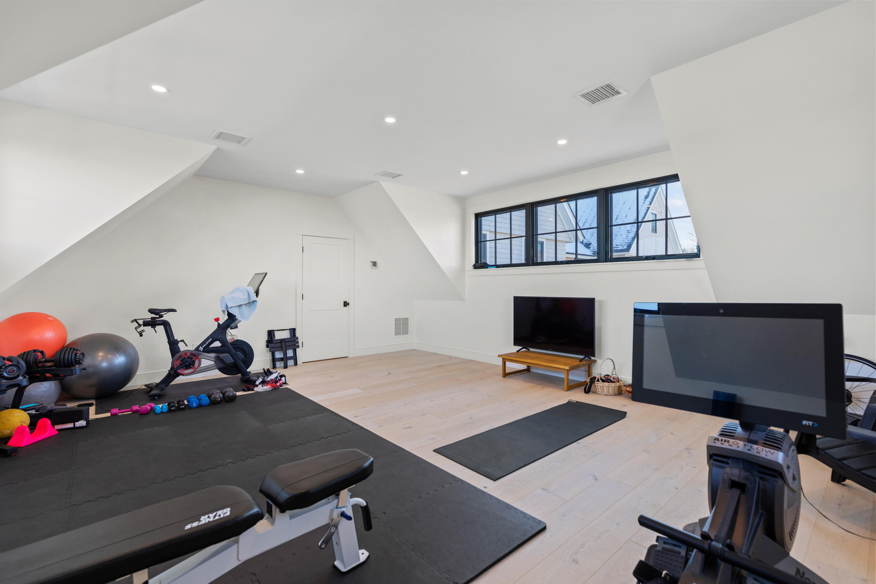 4 Two Lights Terrace Cape Elizabeth ME 04107