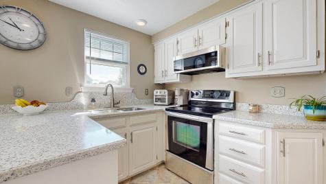 48 Summit Circle Westbrook ME 04092