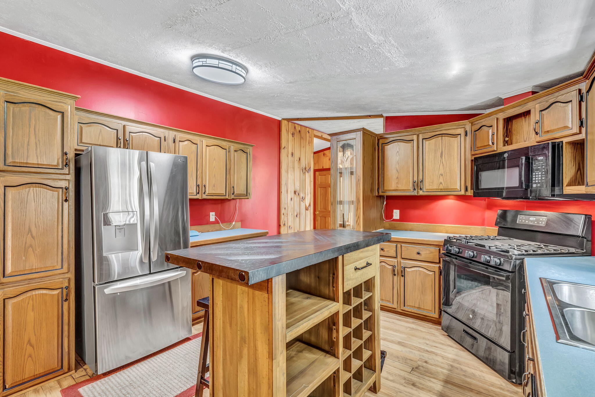 1292 Middle Road Woolwich ME 04579