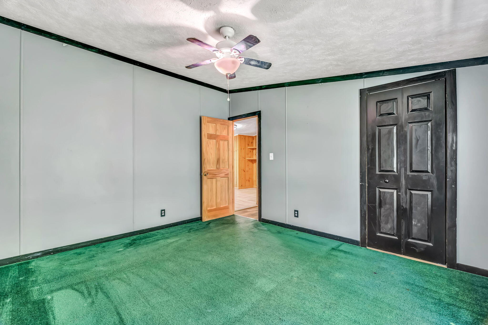 1292 Middle Road Woolwich ME 04579