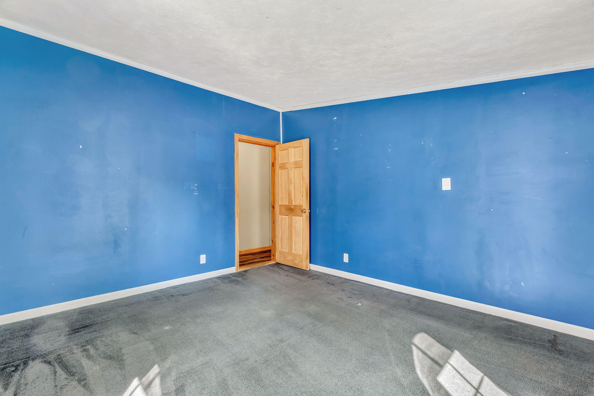 1292 Middle Road Woolwich ME 04579