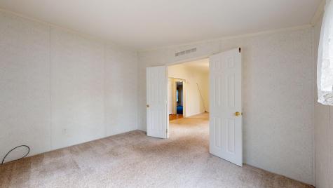 26 Fox Run Drive Lewiston ME 04240