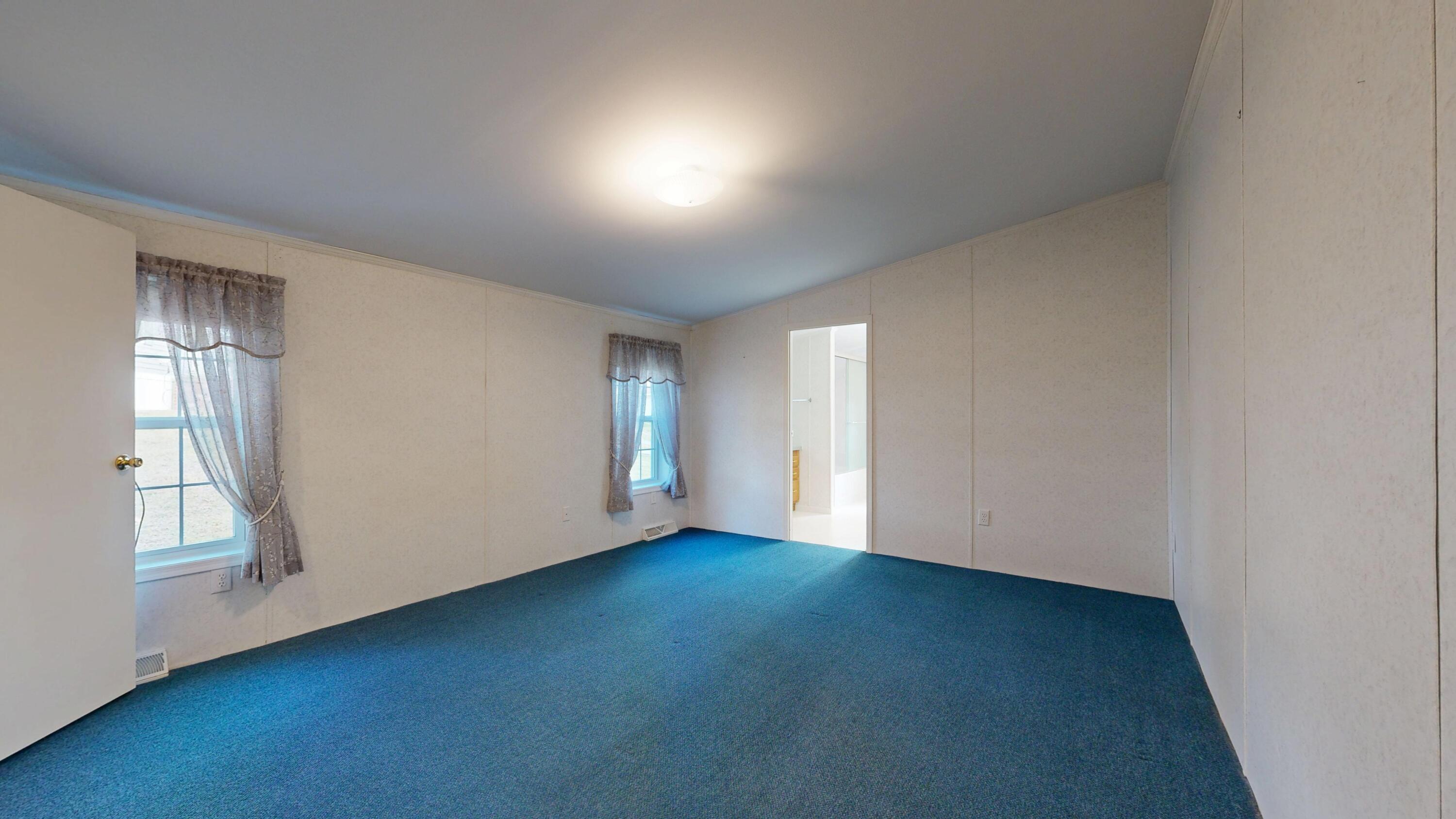 26 Fox Run Drive Lewiston ME 04240