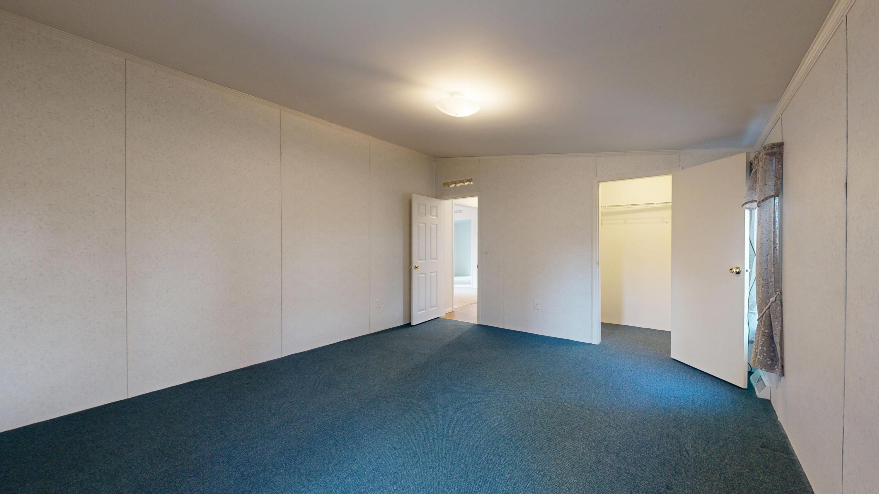 26 Fox Run Drive Lewiston ME 04240