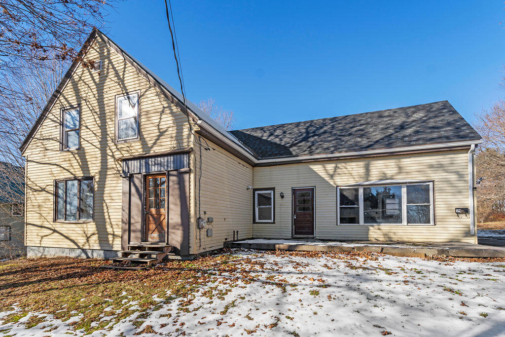 82 Summer Street Dover-foxcroft ME 04426