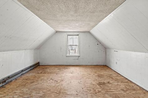 82 Summer Street Dover-foxcroft ME 04426